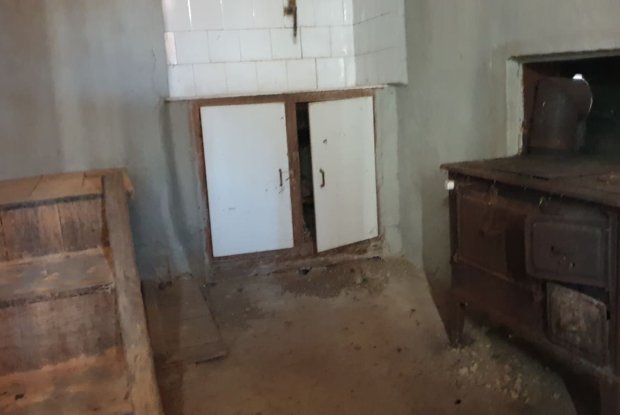 Image No.10-1 Bed House for sale