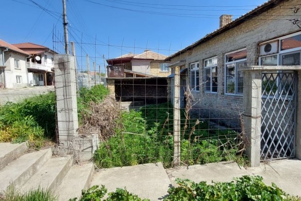 Image No.17-1 Bed Property for sale