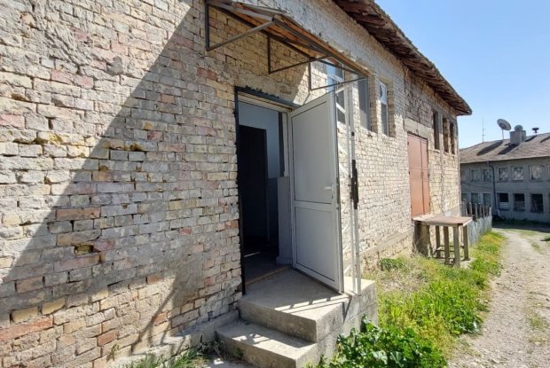 Image No.20-1 Bed Property for sale