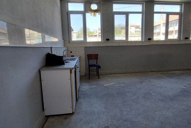 Image No.24-1 Bed Property for sale