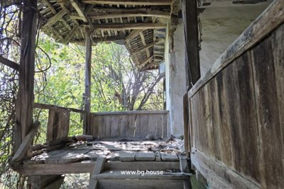 Bulgarian house for sale in Pomoshtitsa village (23)