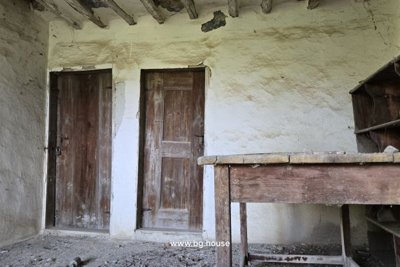 Bulgarian house for sale in Pomoshtitsa village (24)
