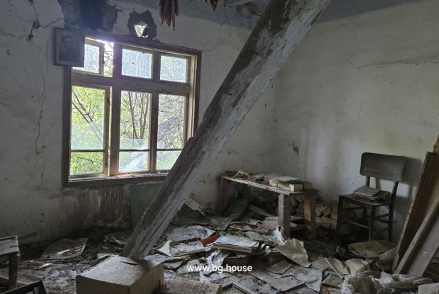 Image No.21-3 Bed House for sale