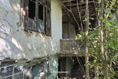 Bulgarian house for sale in Pomoshtitsa village (4)