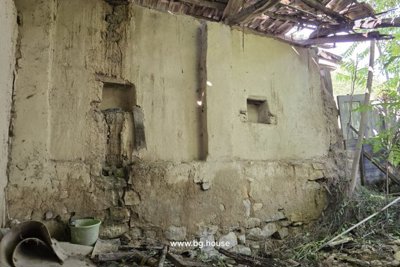 Bulgarian house for sale in Pomoshtitsa village (18)
