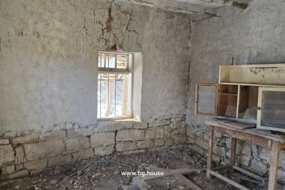 Cheap Bulgarian investment for sale with 4090m2 land (23)