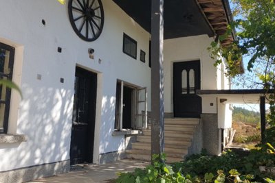 1 - Lom Cherkovna, House