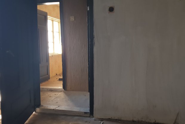 Image No.28-2 Bed House for sale