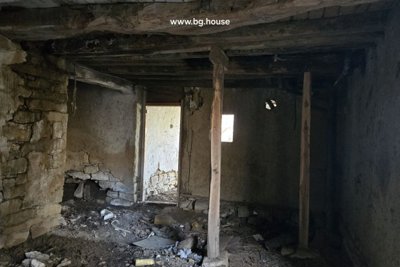 Cheap Bulgarian property for sale in village Dolets (22) – Copy
