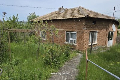 Bulgarian fairy home for sale in village Gorsko Ablanovo (2)