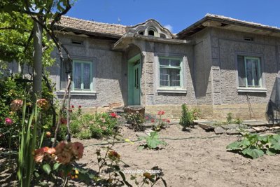 Bulgarian property for sale with views next to pine forest (53) – Copy – Copy