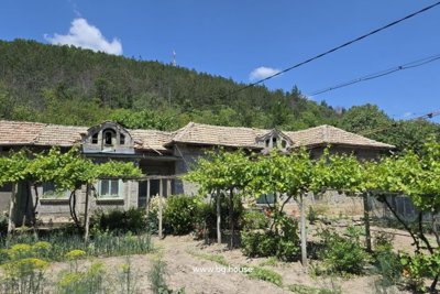 Bulgarian property for sale with views next to pine forest (18) – Copy – Copy