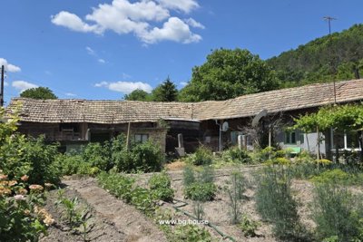 Bulgarian property for sale with views next to pine forest (17) – Copy – Copy