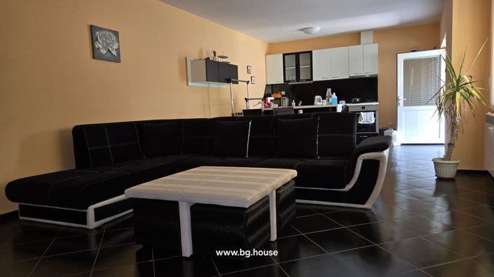 Image No.13-3 Bed House for sale