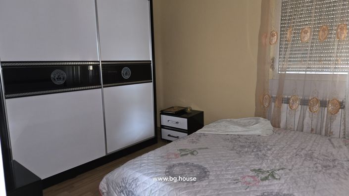 Image No.25-3 Bed House for sale