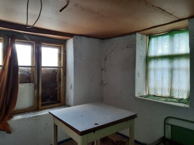 Image No.15-4 Bed House for sale