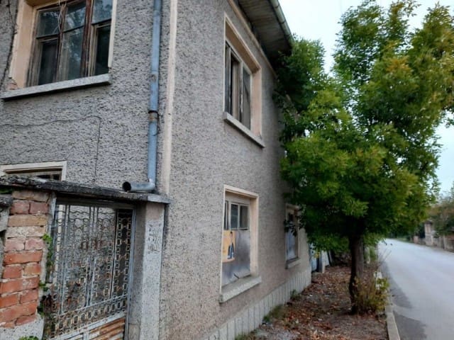 Image No.21-4 Bed House for sale