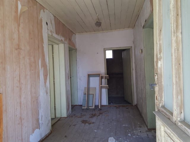 Image No.24-4 Bed House for sale