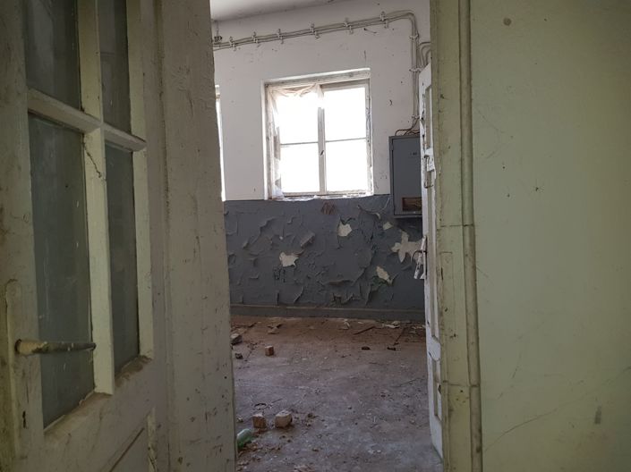 Image No.13-1 Bed House for sale