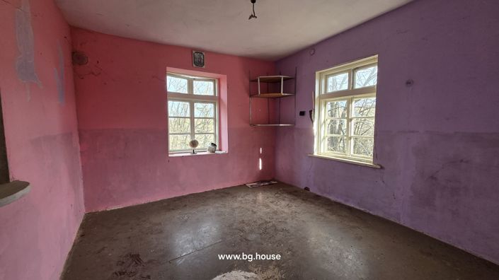 Image No.12-3 Bed House for sale
