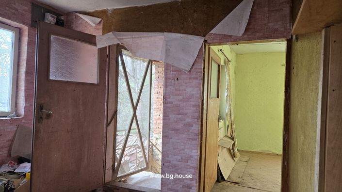 Image No.17-3 Bed House for sale