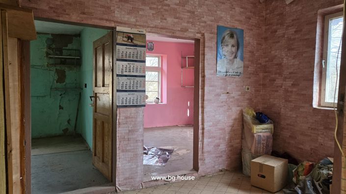 Image No.21-3 Bed House for sale