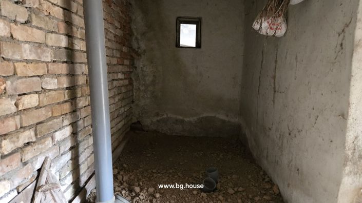 Image No.30-3 Bed House for sale