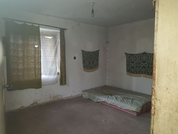 Image No.21-4 Bed House for sale