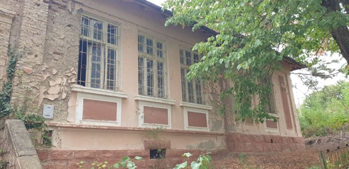 Image No.20-4 Bed House for sale
