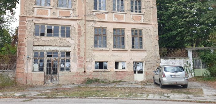 Image No.7-4 Bed House for sale