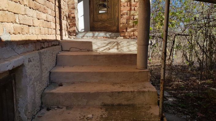 Image No.17-2 Bed House for sale