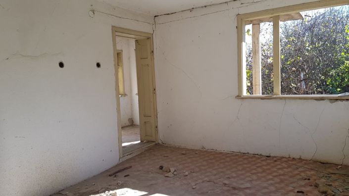 Image No.28-2 Bed House for sale