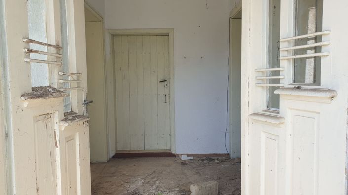 Image No.17-3 Bed House for sale