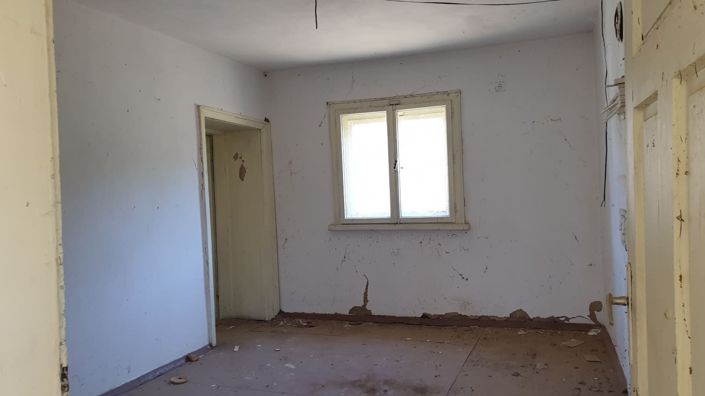 Image No.21-3 Bed House for sale