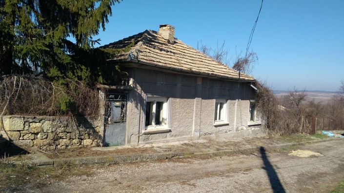 Image No.8-3 Bed House for sale