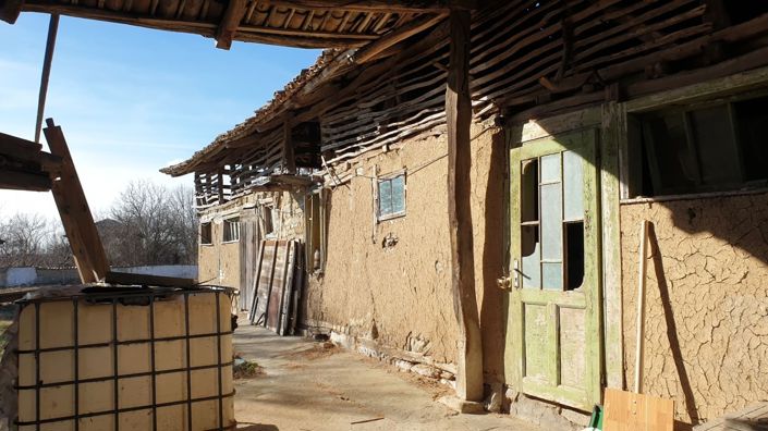 Image No.10-3 Bed House for sale