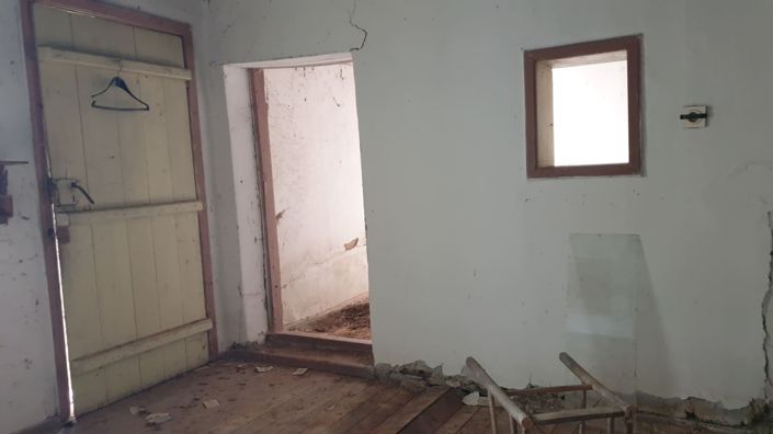 Image No.16-3 Bed Land for sale