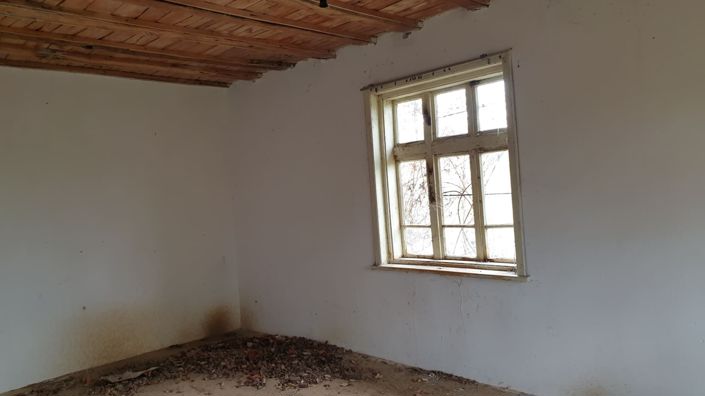 Image No.29-3 Bed Land for sale