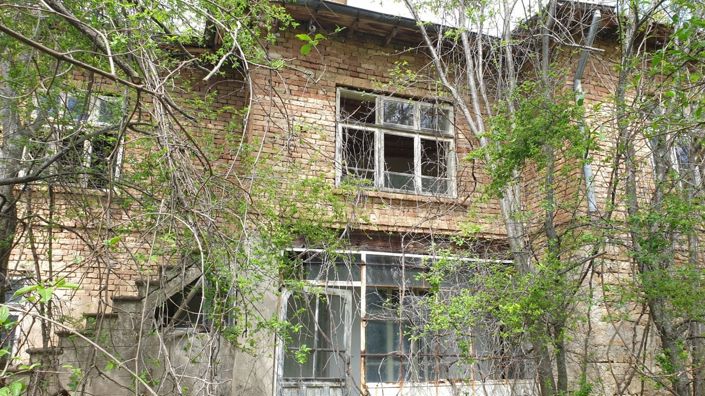 Image No.4-3 Bed Land for sale