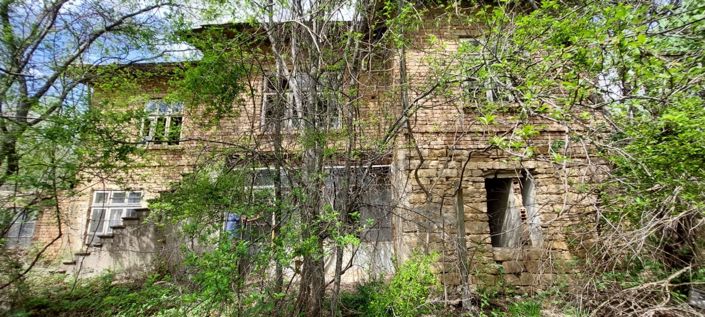 Image No.6-3 Bed Land for sale