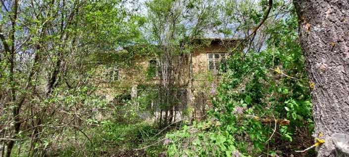Image No.7-3 Bed Land for sale