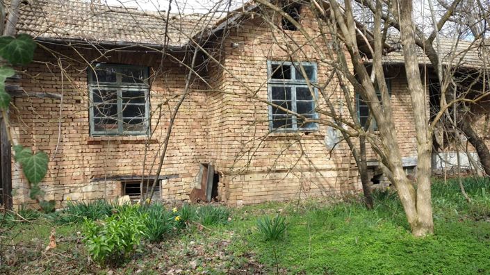Image No.6-4 Bed House for sale