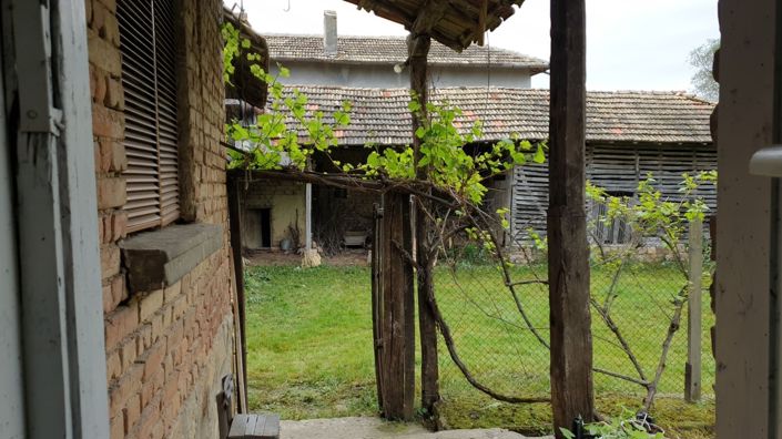 Image No.8-1 Bed House for sale