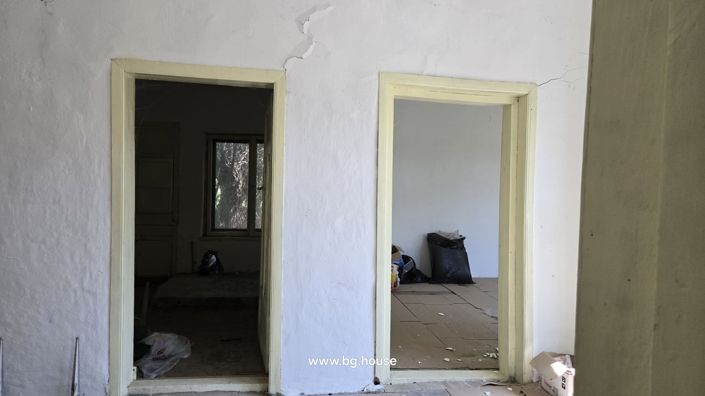 Image No.18-3 Bed House for sale