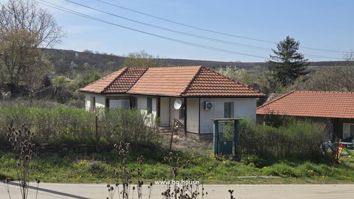 Image No.3-2 Bed House for sale