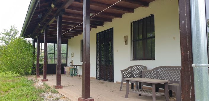 Image No.11-2 Bed House for sale