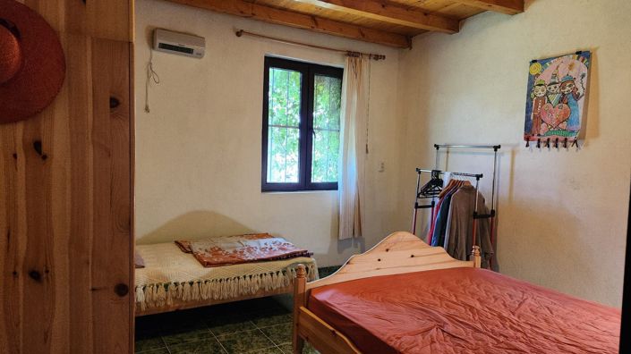 Image No.21-2 Bed House for sale