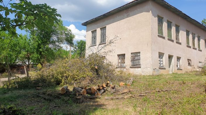 Image No.11-7 Bed House for sale