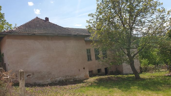 Image No.18-7 Bed House for sale
