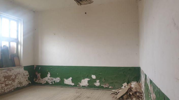 Image No.23-7 Bed House for sale